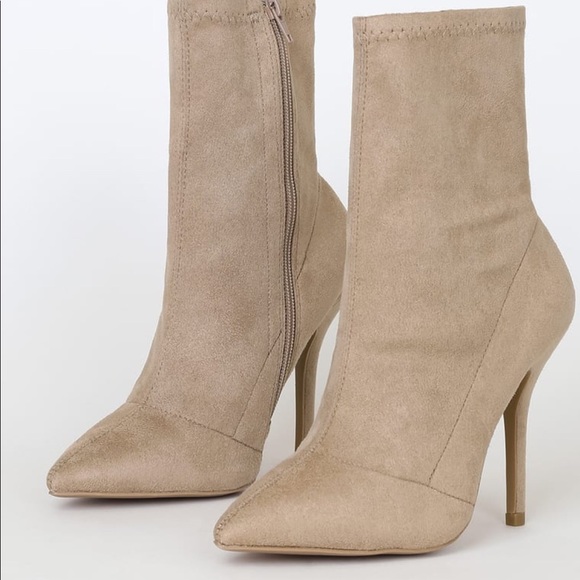 New pointed sock boots - Picture 3 of 4